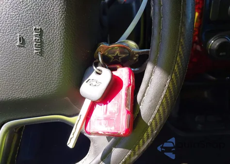 2018 Chevrolet Silverado 1500 1Lt из США, поврежденный, VIN 3GCUCRER2JG192832